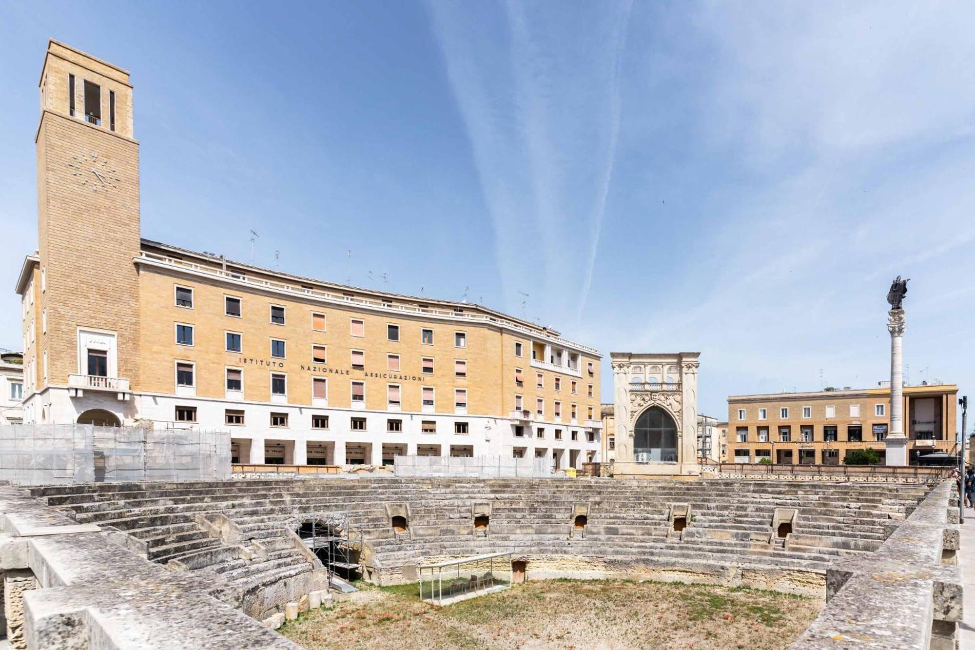 Limehome Lecce Palazzo Bn Luaran gambar