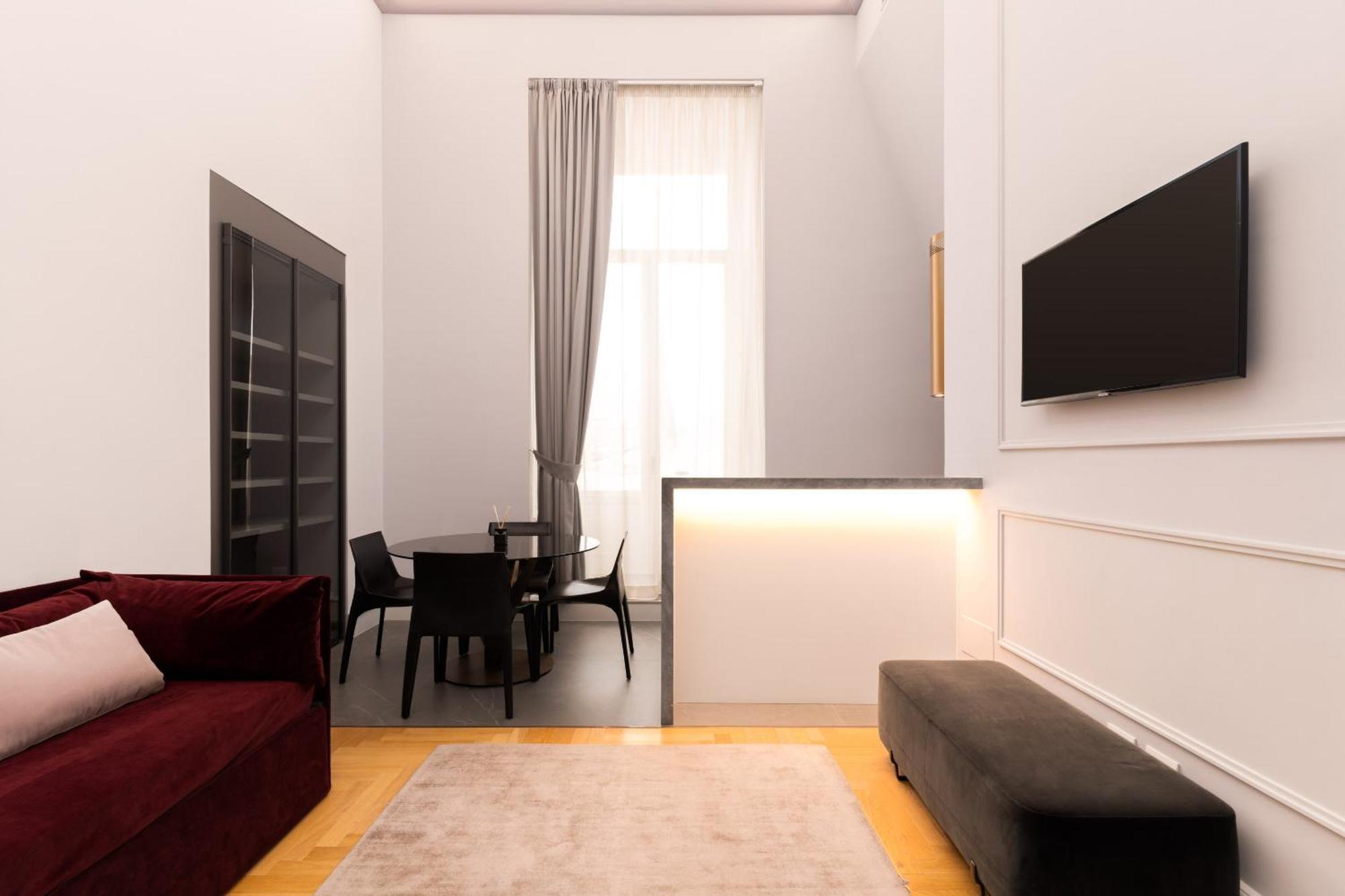 Limehome Lecce Palazzo Bn Luaran gambar