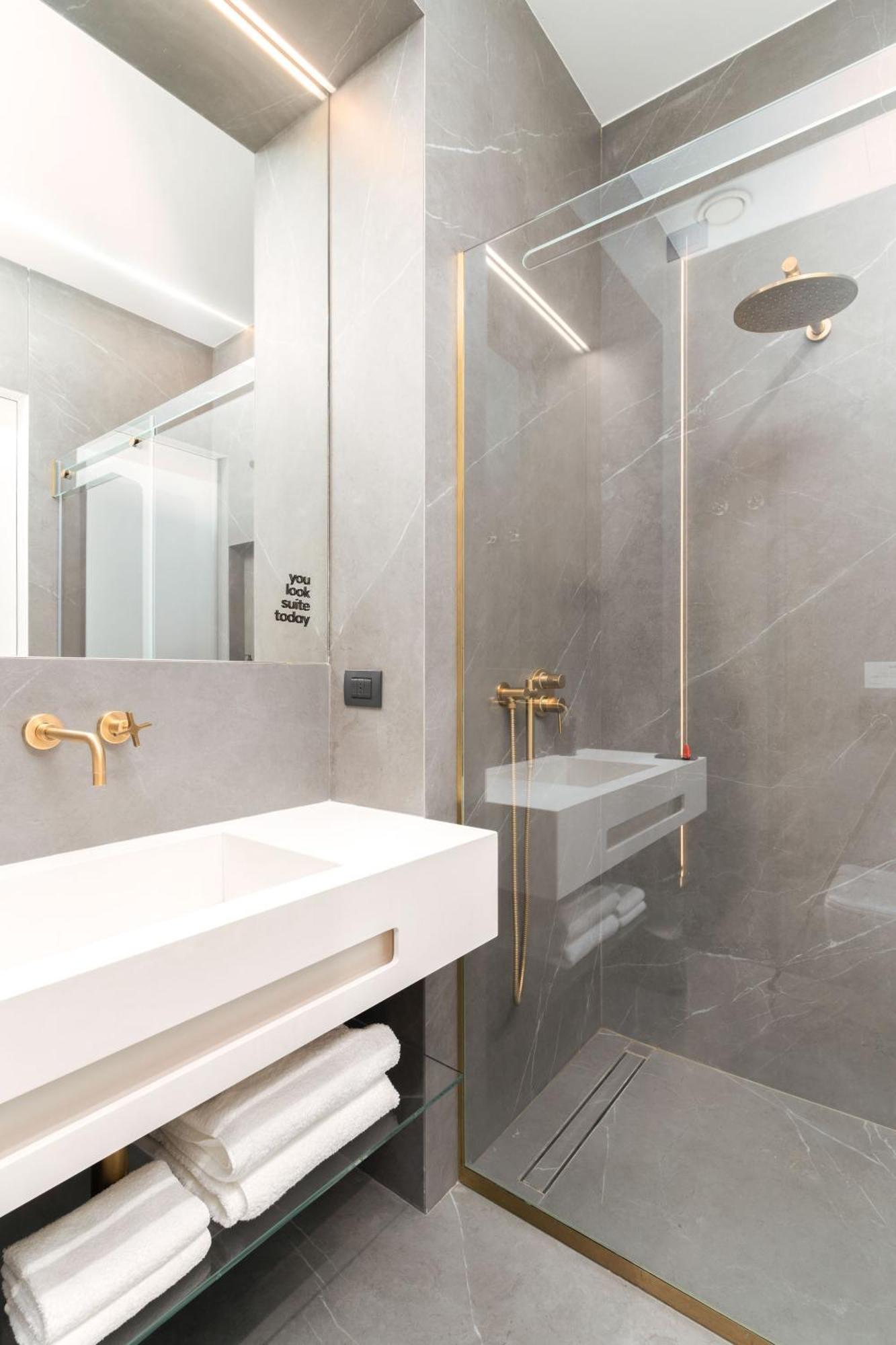 Limehome Lecce Palazzo Bn Luaran gambar