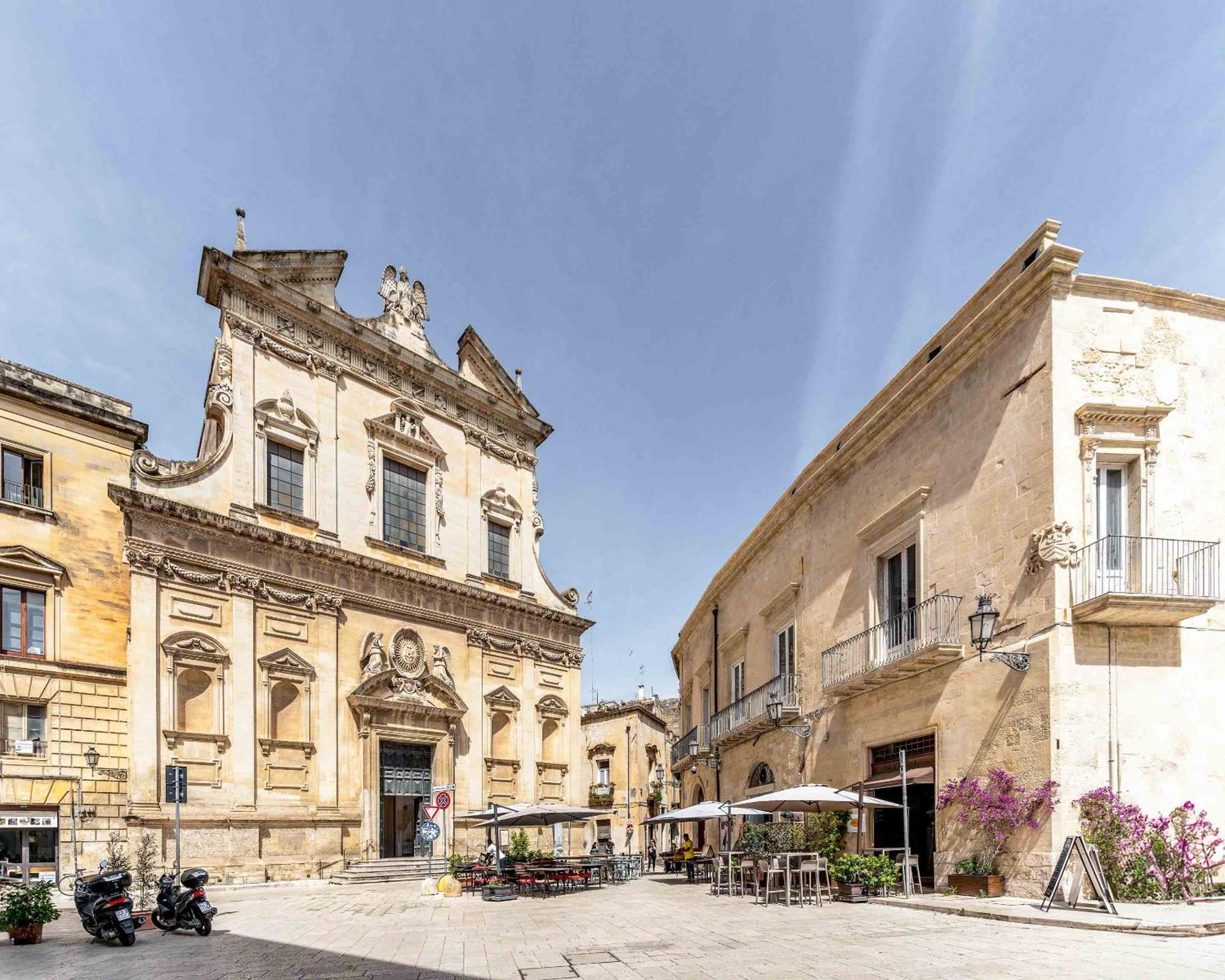 Limehome Lecce Palazzo Bn Luaran gambar
