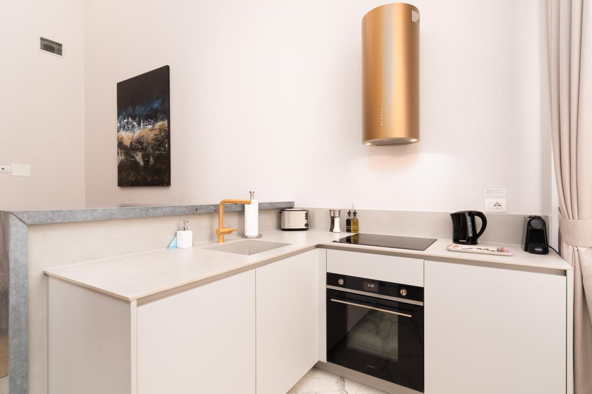 Limehome Lecce Palazzo Bn Luaran gambar