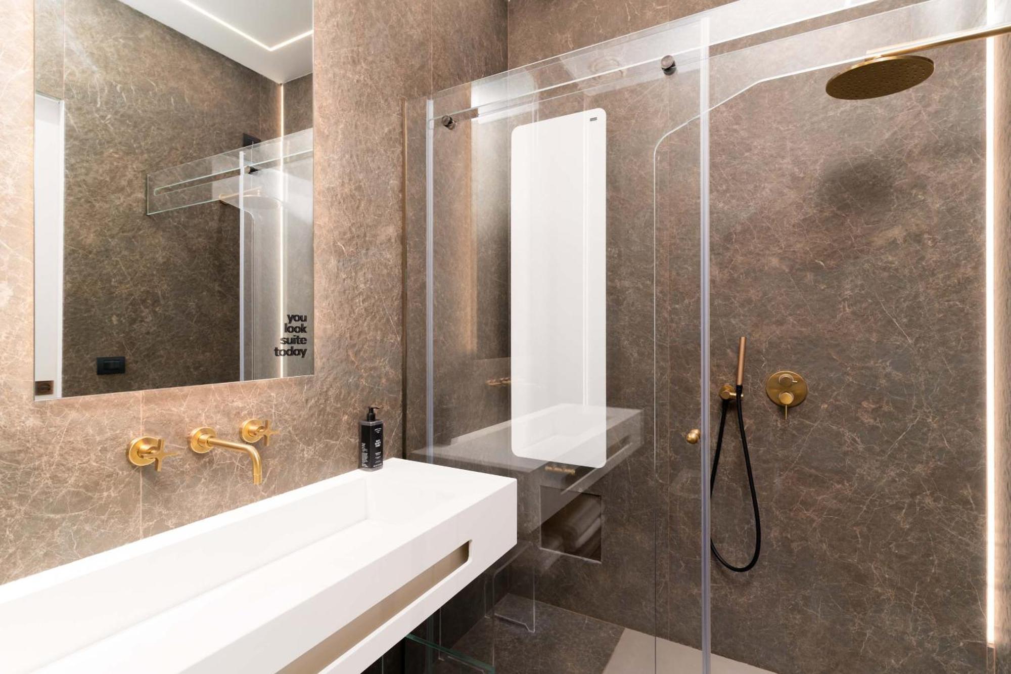 Limehome Lecce Palazzo Bn Luaran gambar