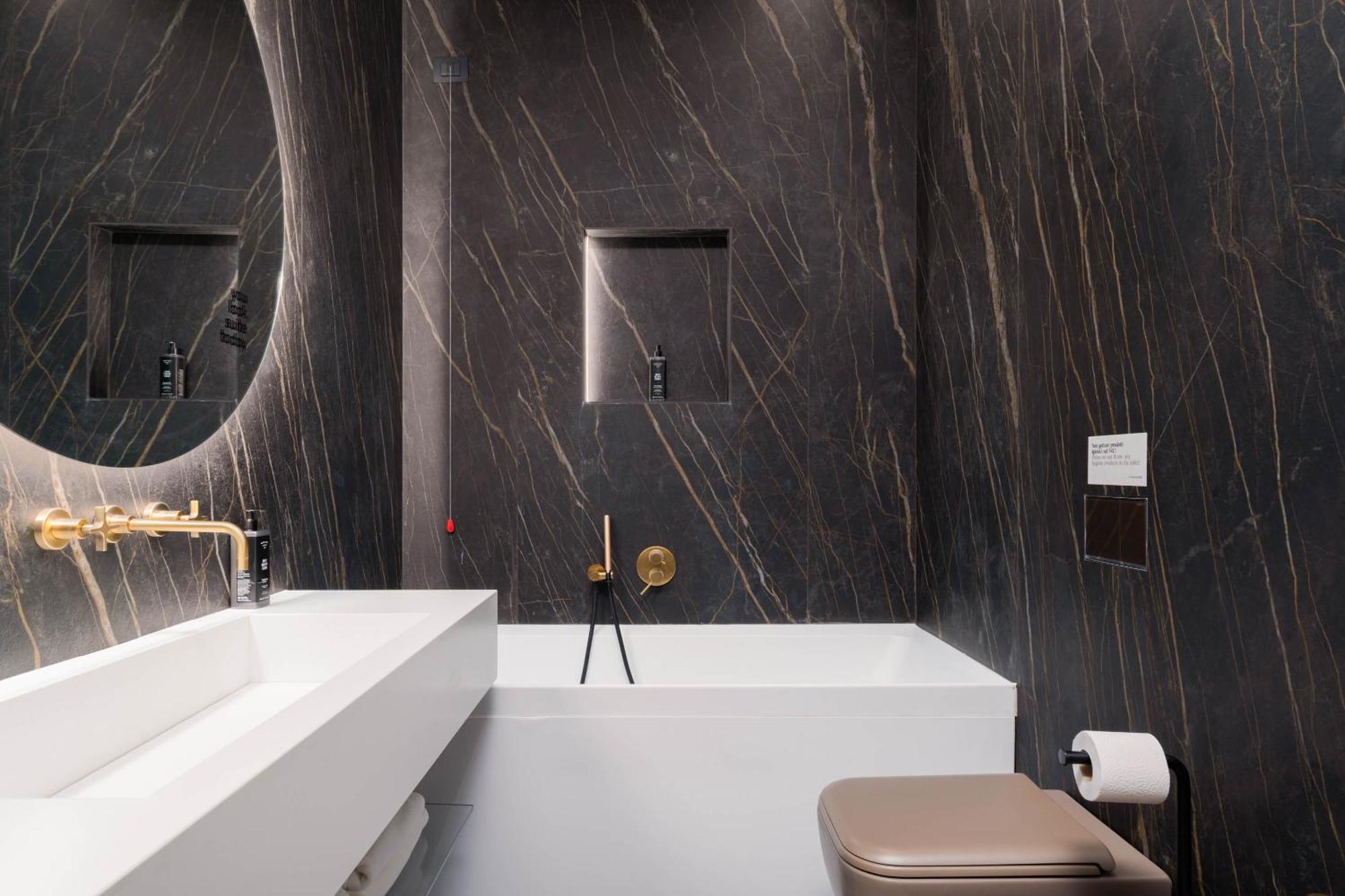 Limehome Lecce Palazzo Bn Luaran gambar