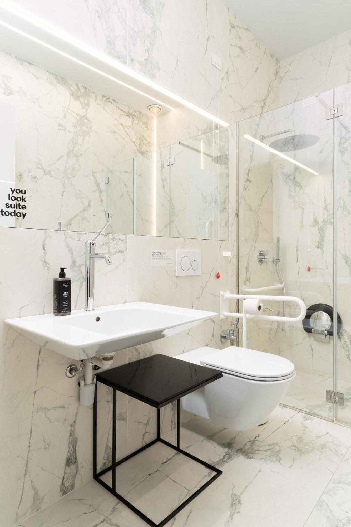 Limehome Lecce Palazzo Bn Luaran gambar